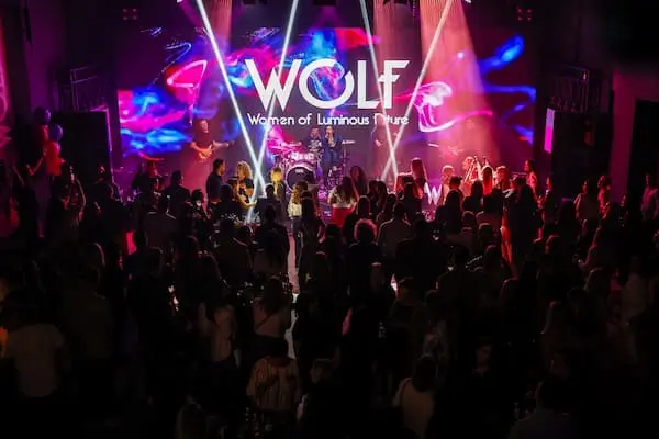 WOLF govornica
