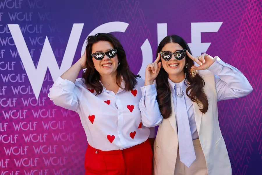 WOLF Ana i Hana